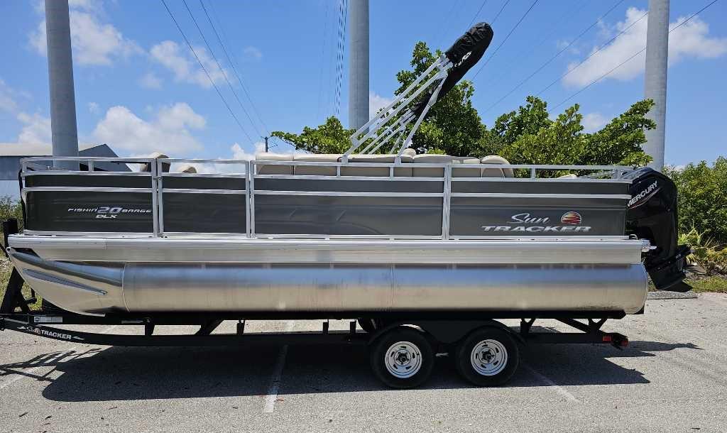 2025 Sun Tracker SportFish 20 DLX