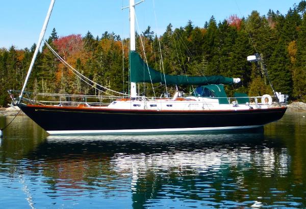 Hinckley Sou'wester 51