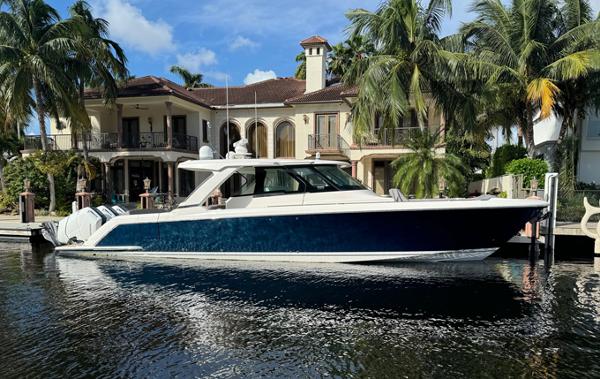 2024 Tiara Yachts 48 LS