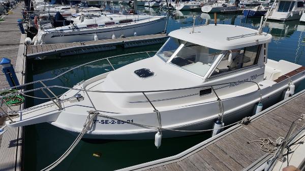 2001 Rodman 700