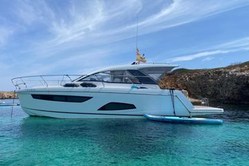 2016 Sealine S330