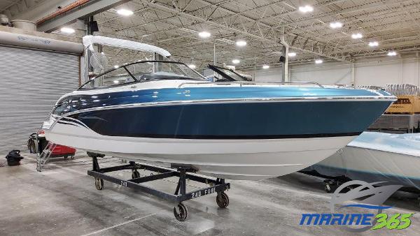 2025 Formula 240 Bowrider