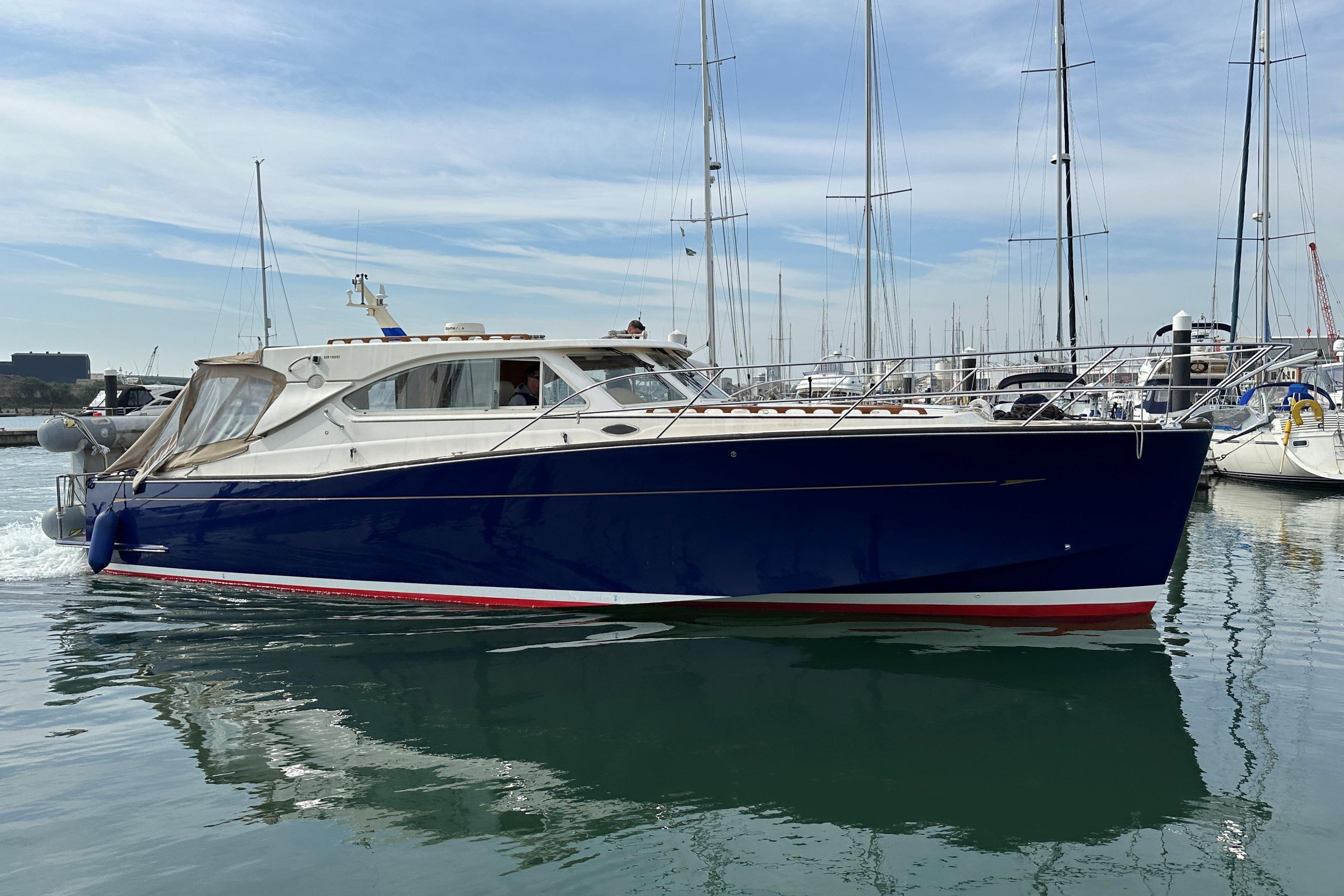 2006 Oyster LD43