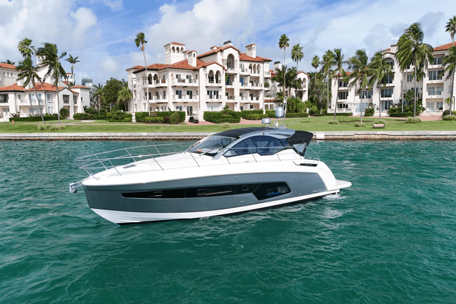2022 Azimut Atlantis 45