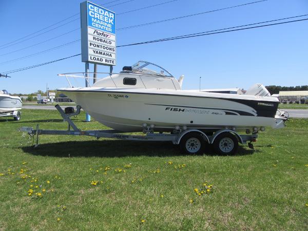 2002 Fish Hawk 210 WA