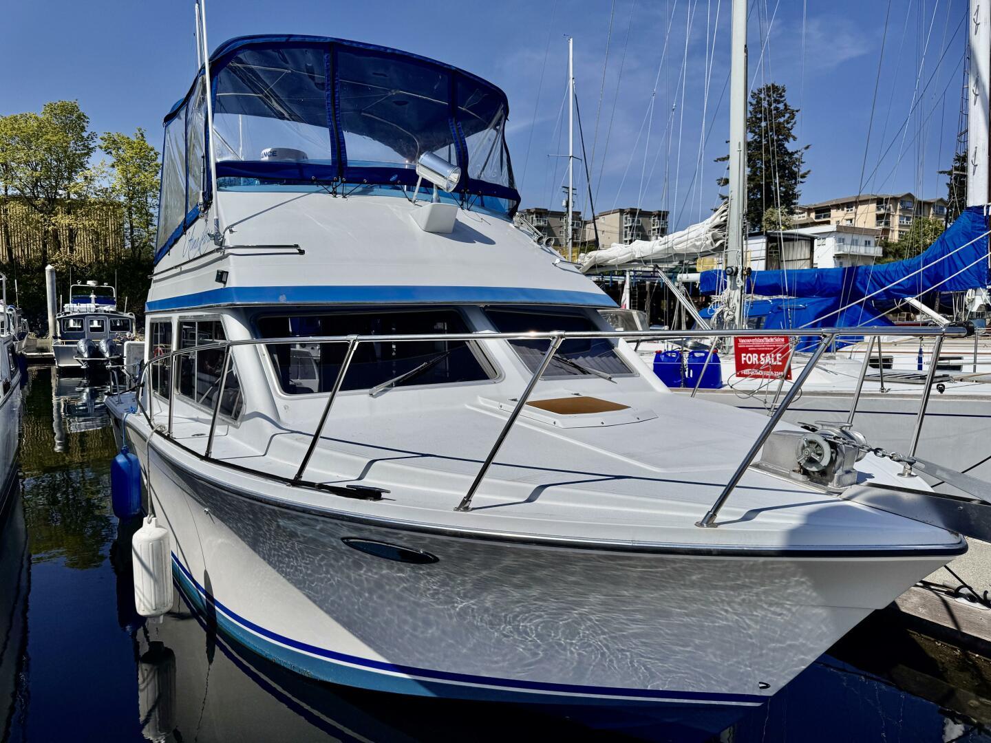 1985 Commander 30