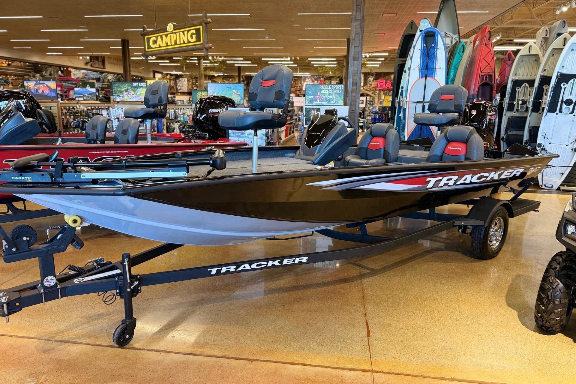 Tracker Pro Team 190 2025 Tracker Pro Team 190 boat in showroom.