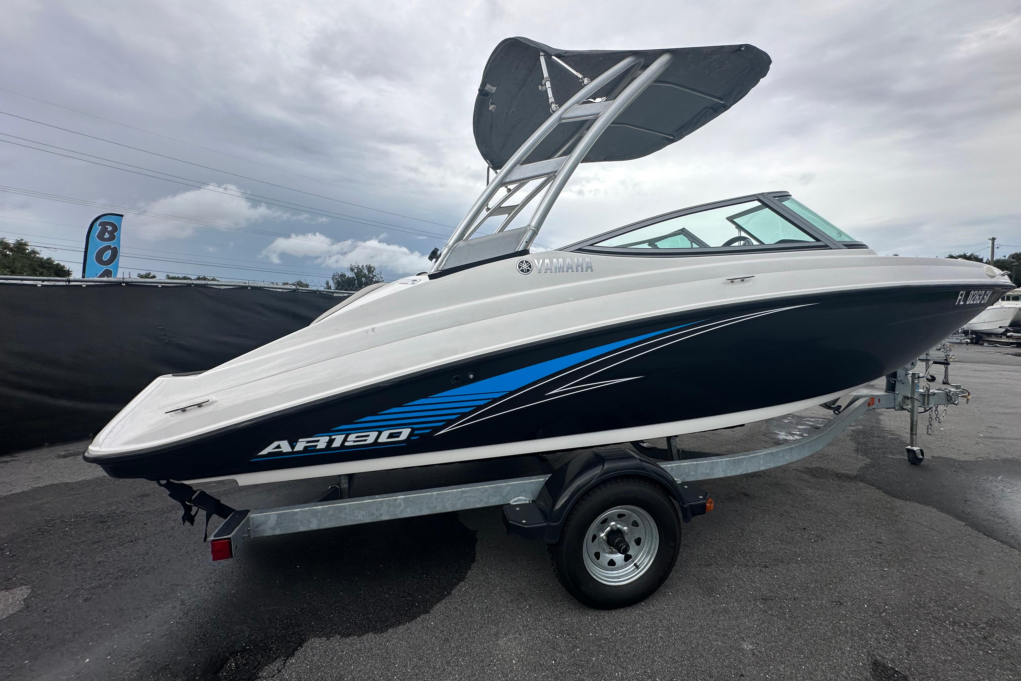 2016 Yamaha Boats AR190