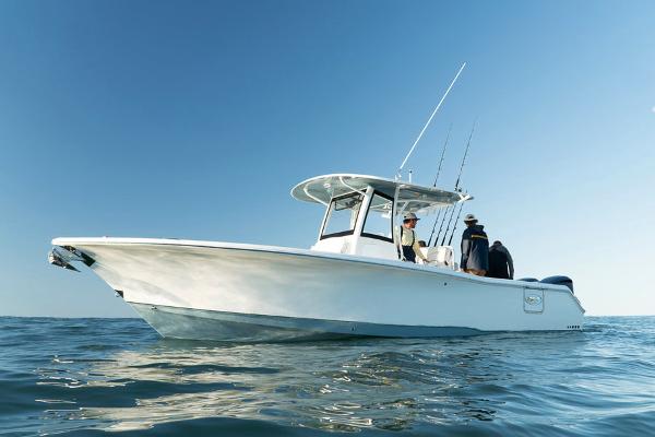 Sea Hunt Gamefish 30 with Coffin Box Manufacturer Provided Image: Manufacturer Provided Image