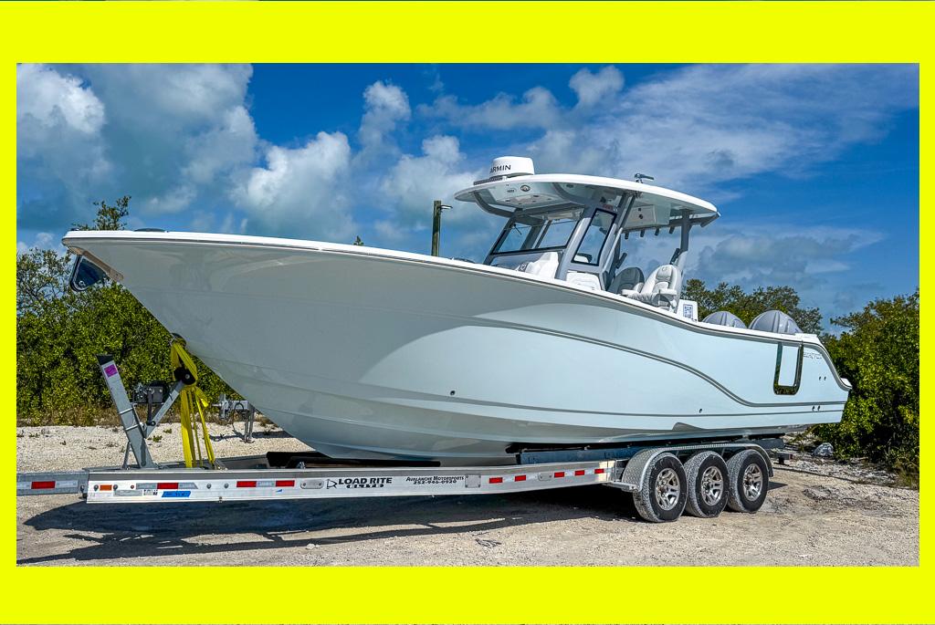 2025 Sea Fox 328 Commander