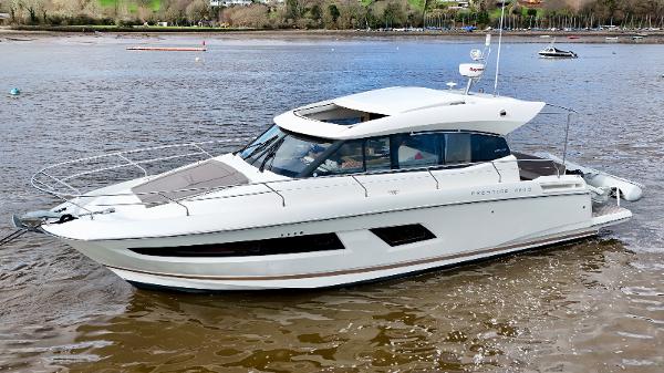 2016 Prestige 420S