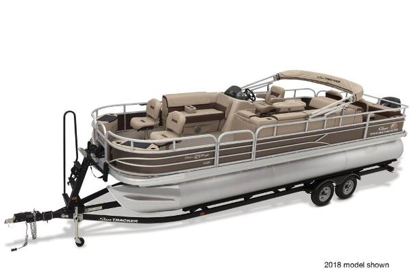 Sun Tracker Fishin' Barge 24 XP3 Boat