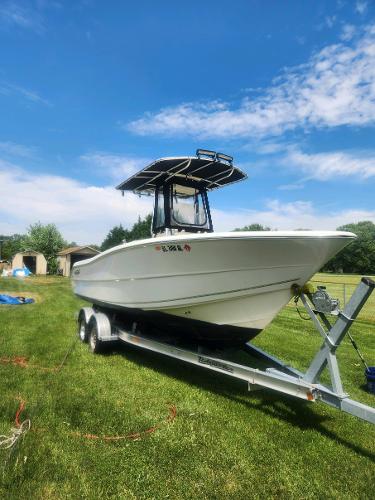 2018 Bulls Bay 23 Center Console