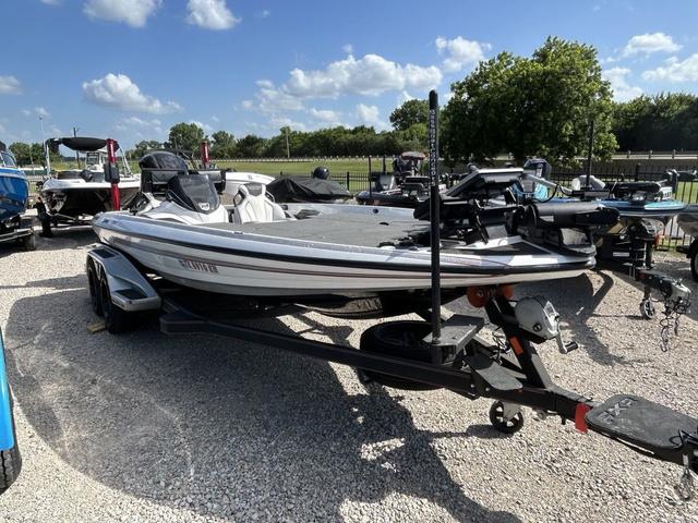 Skeeter FXR20