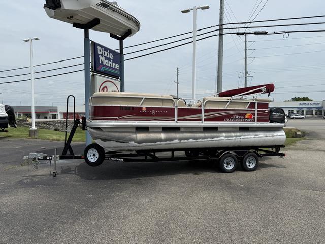 2013 Tracker Party Barge DLX 22