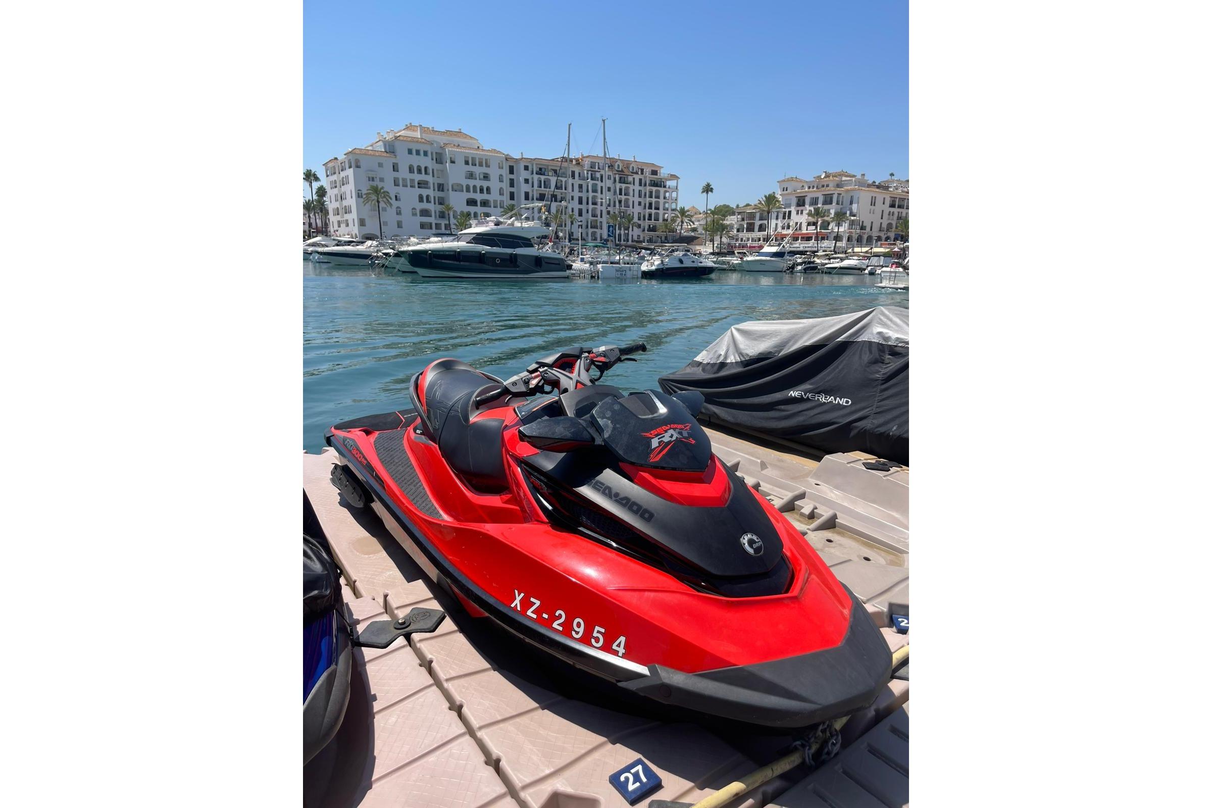 2016 Sea-Doo RXT300 RS