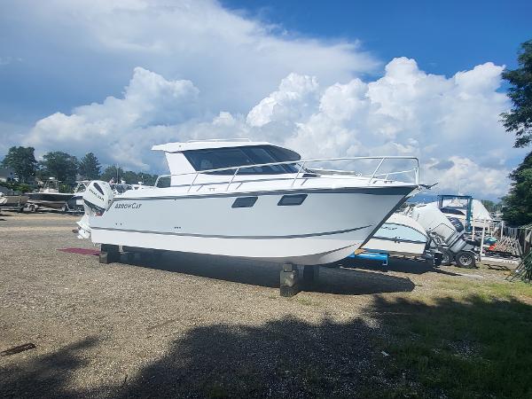 2024 ArrowCat 320