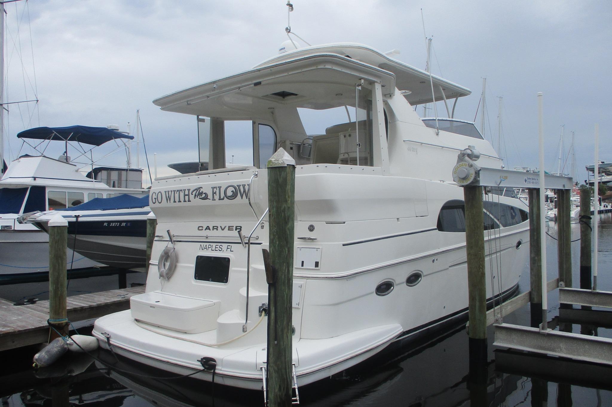 2006 Carver 466 Motor Yacht