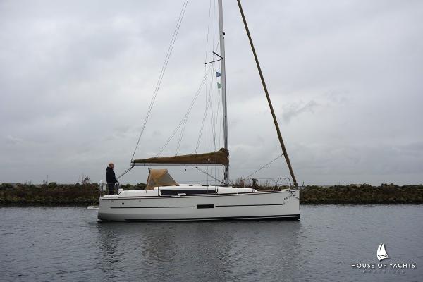 2014 Dufour 310 Grand Large