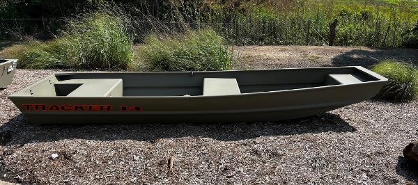 2025 Tracker Grizzly 1436 Utility