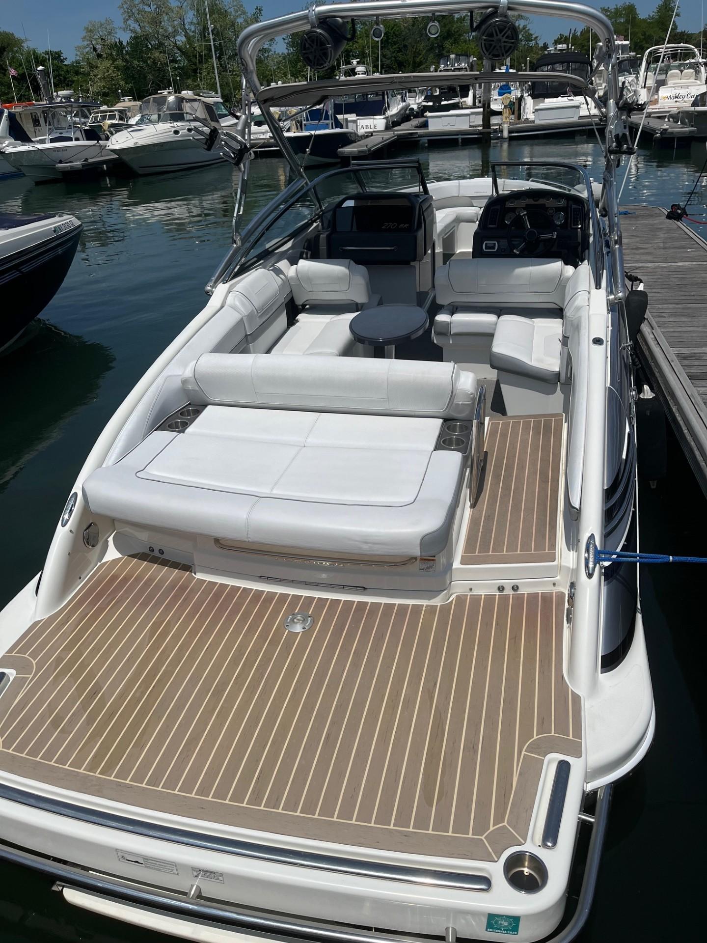 2016 Formula 270 Bowrider
