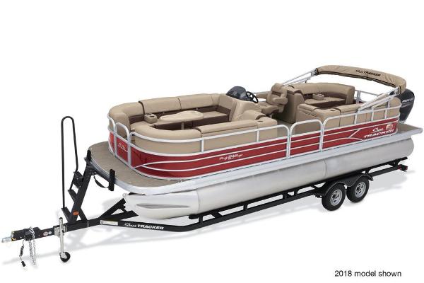 Sun Tracker Party Barge 24 DLX Boat