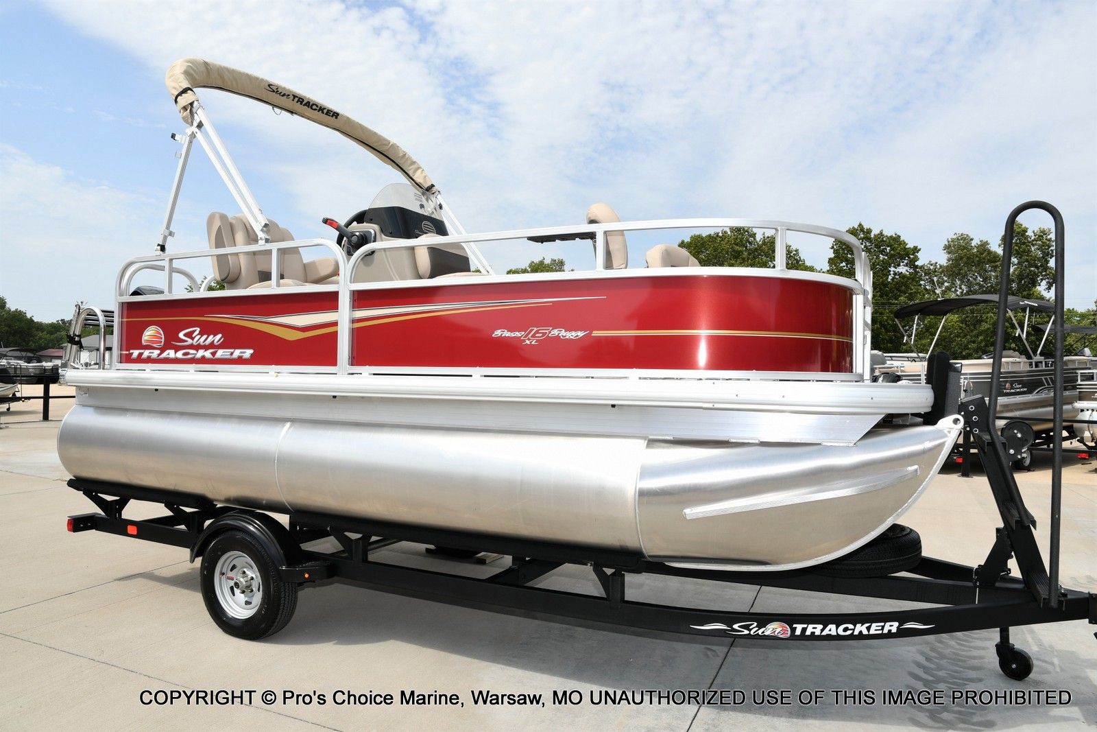 2025 Sun Tracker Bass Buggy 16 XL Select w/50HP CT 4 Stroke