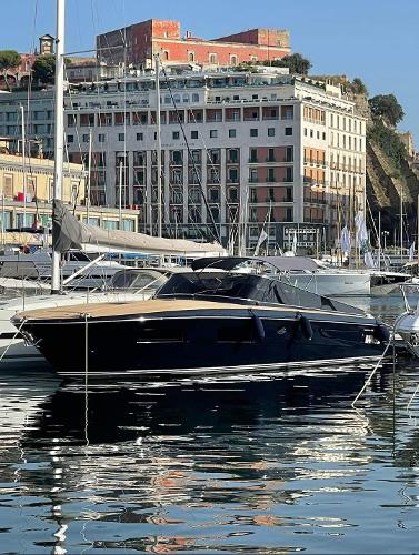 2013 Itama 45