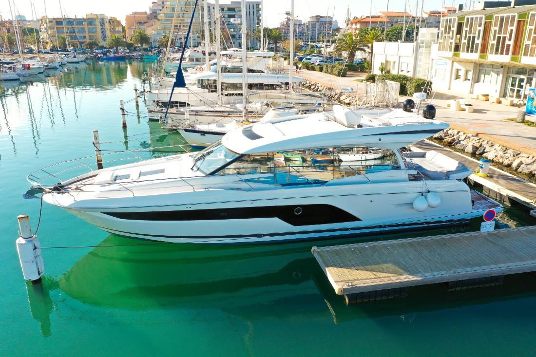 Prestige 590 S