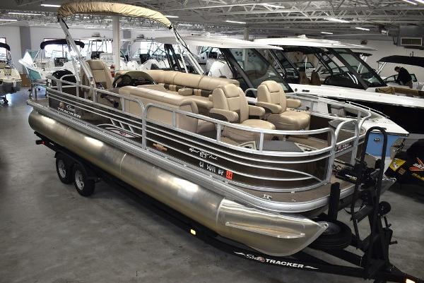 2023 Sun Tracker Sportfish™ 24 XP3
