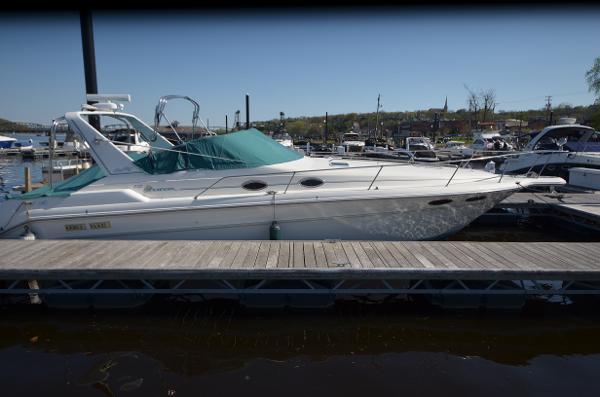 1994 Sea Ray 330 Sundancer
