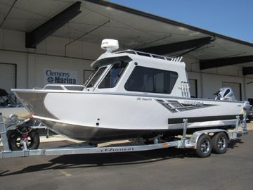 2025 Hewescraft 240 Ocean Pro HT