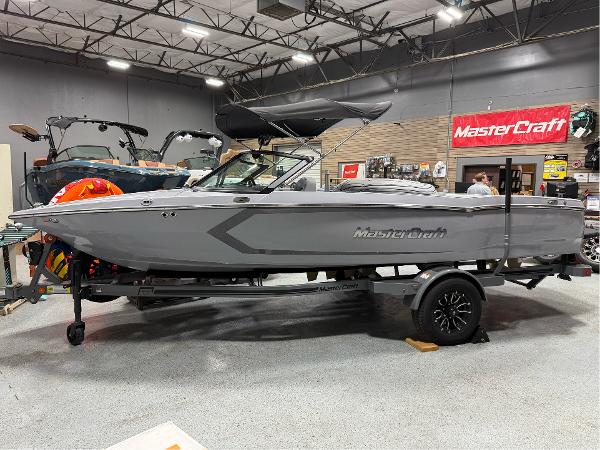 2025 MasterCraft ProStar