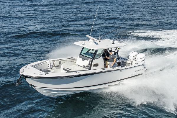 Blackfin 332 CC Manufacturer Provided Image