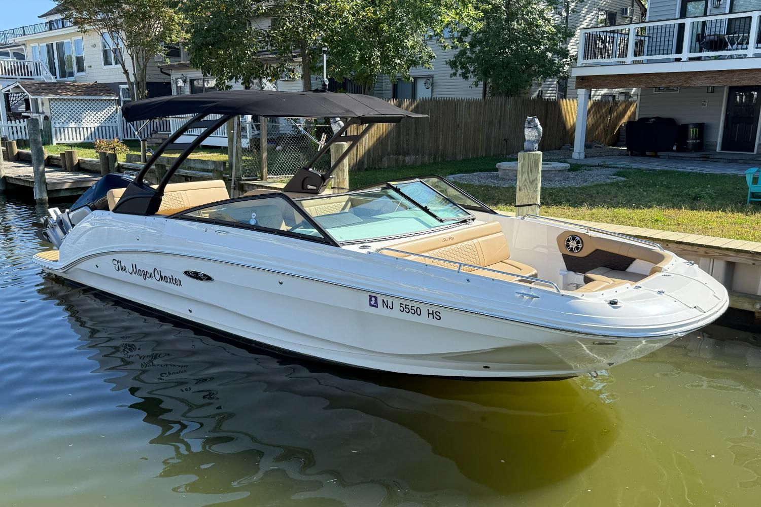 2024 Sea Ray SDX 250 Outboard
