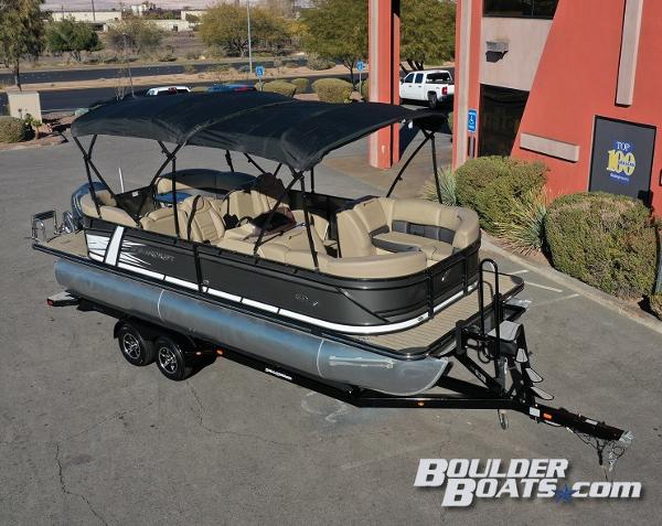 Check Out This 1990 Sea Ray 230 Cuddy Cabin On Boattrader Com Sea Ray Boat Boat Cabin Cruisers For Sale