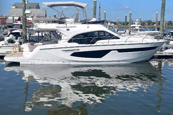 2024 Sessa Marine F42 Flybridge
