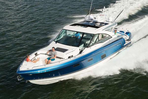 Formula 430 All Sport Crossover Boat