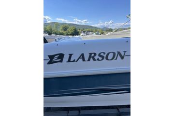 2000 Larson SEI226