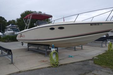 1990 Donzi F-33