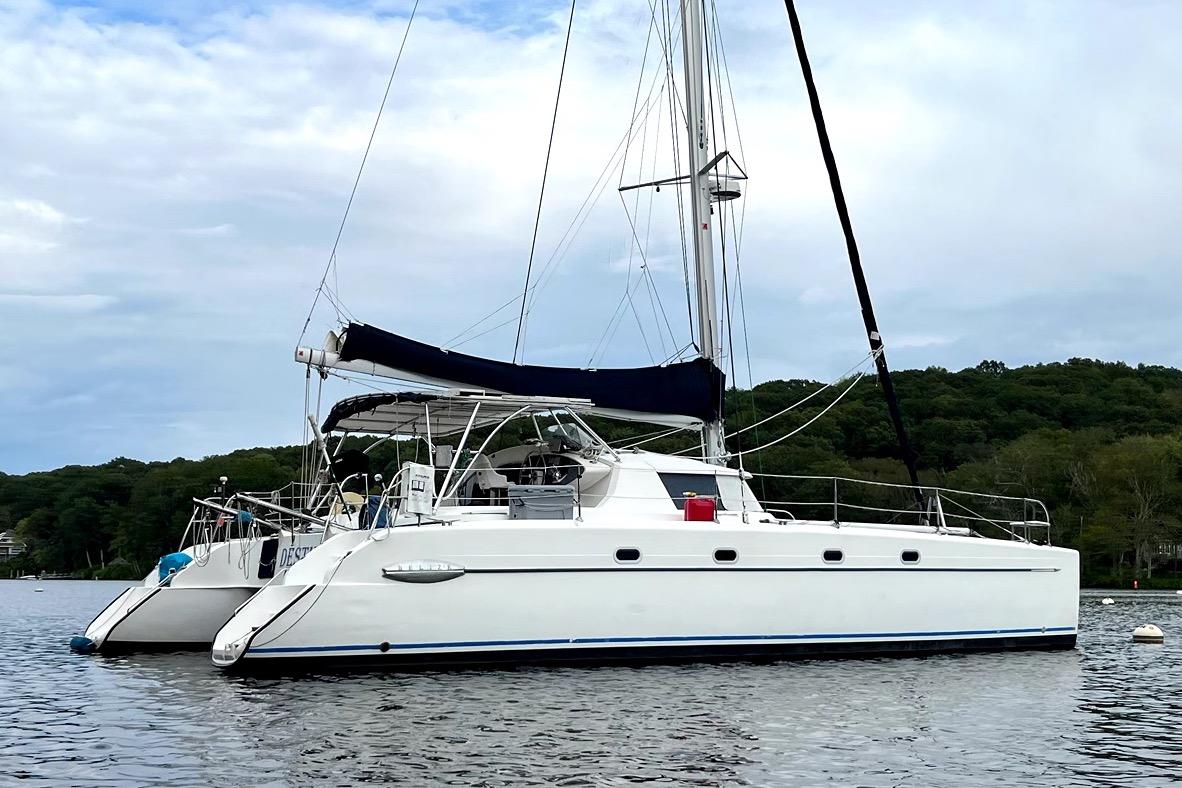 2000 Fountaine Pajot Belize 43