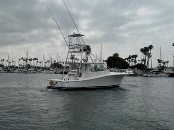 2007 Luhrs 41 Express