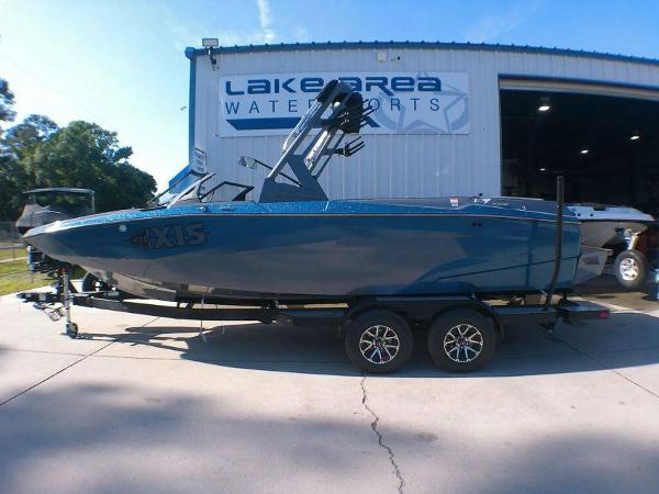 Axis A225 2023 Axis A225 boat on trailer at Lake Area Water Sports.