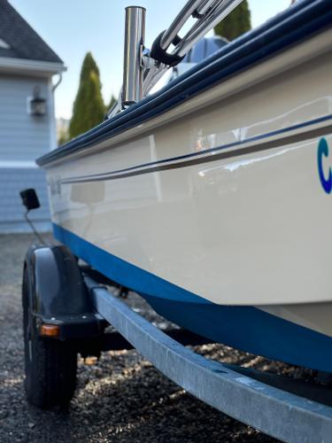 2001 McKee Craft Waypoint 16