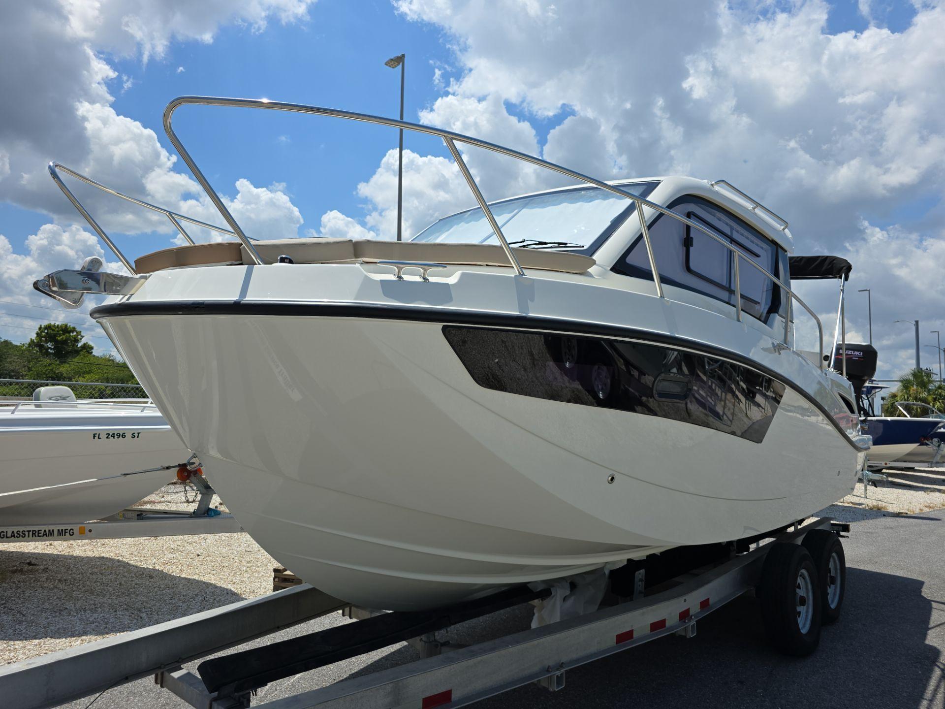 2025 Trophy T25 Explorer