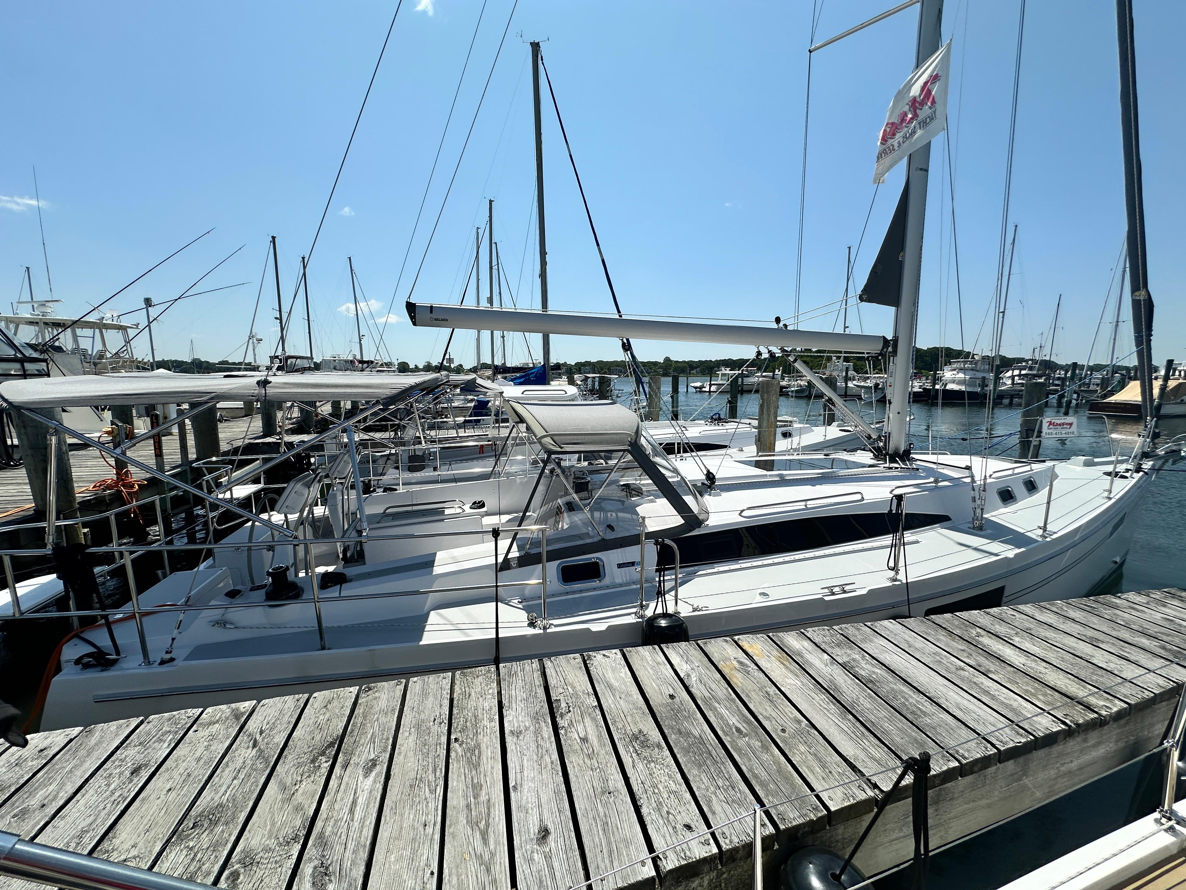 2025 Catalina 426