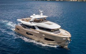 Numarine 26XP 2025 Numarine 26XP yacht cruising on clear blue water.