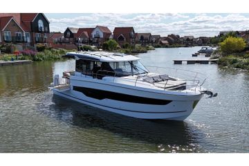 2025 Jeanneau Merry Fisher 1295 Coupe