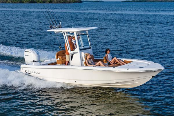 2025 Robalo 246 Cayman