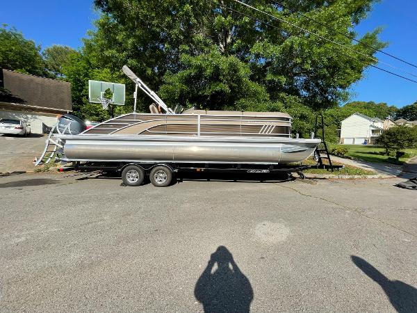 2022 Bennington 26 LX